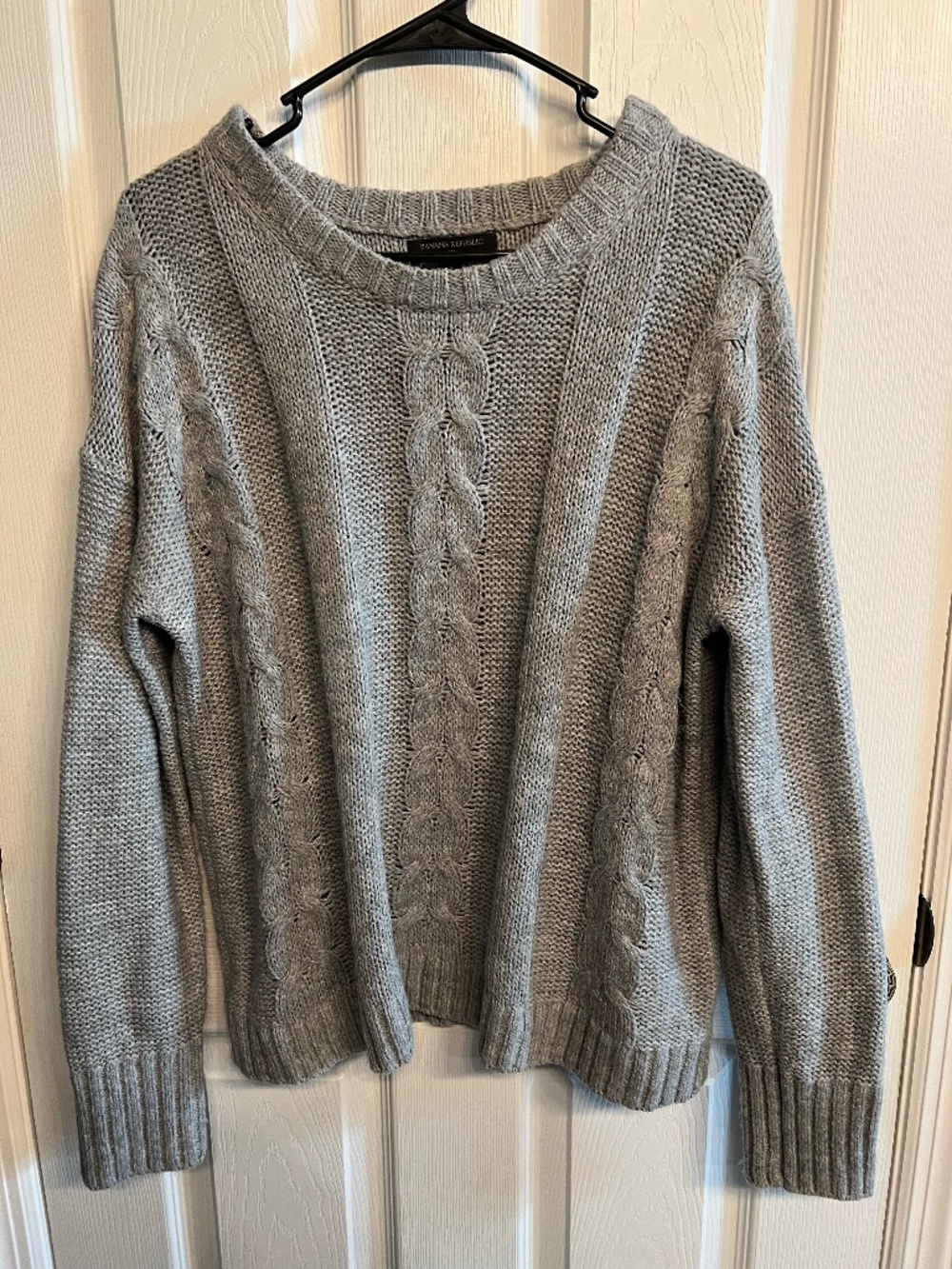 Banana Republic Gray Cable Knit Crewneck Sweater